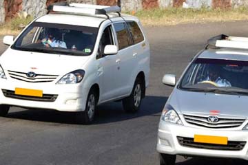 Innova Taxi on Rent in Amritsar